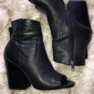 Steve Madden Veronah open toe booties